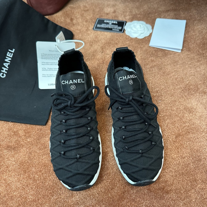 CHANEEL sneaker