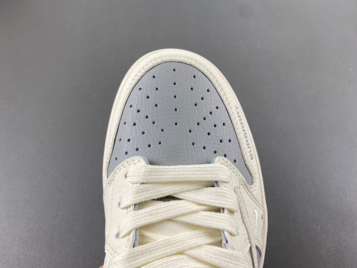 Travis Scott x Air Jordan 1 Low BB6588-315