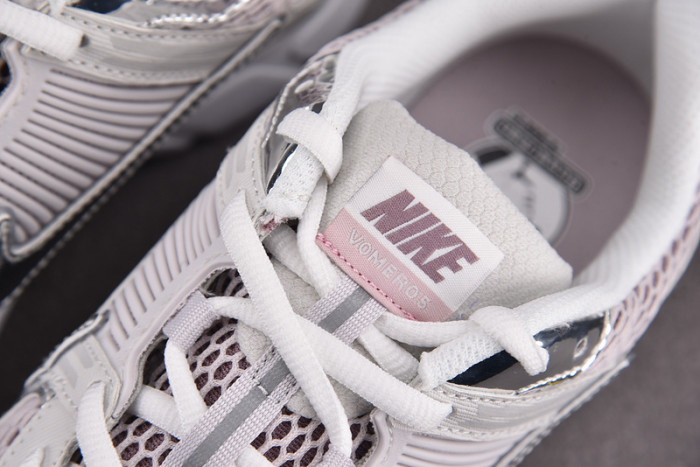 NK Zoom Vomero 5 Metallic Silver Platinum Violet HV6417-001