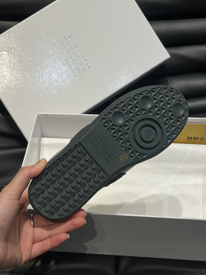 ma*s*n Ma*i*laa shoes