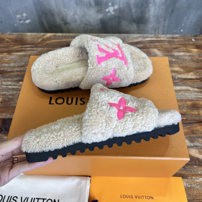 L&V SLIPPERS