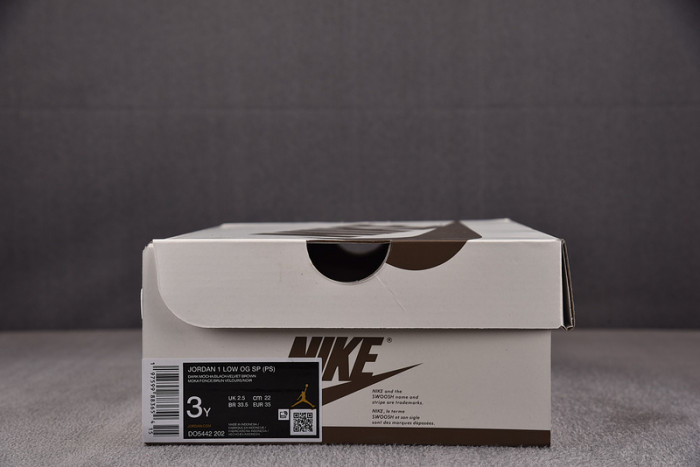 Air Jordan 1 Retro Low OG SP Travis Scott Velvet Brown DO5442-202