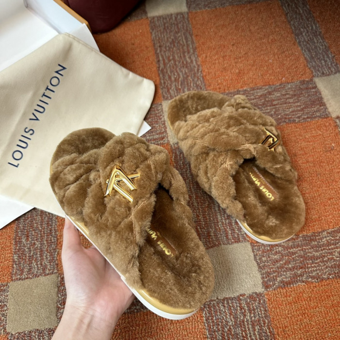 L&V SLIPPERS