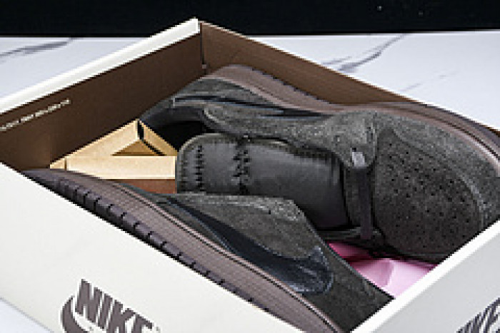 Travis Scott x Air Jordan 1 Low OG “ DM7866-202