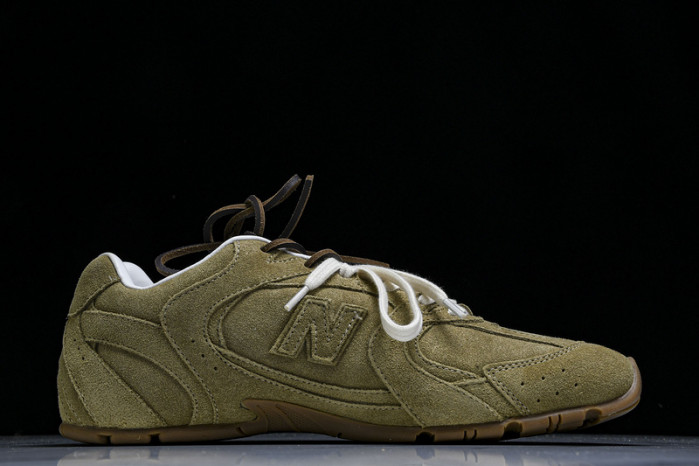 New Balance Mi­u