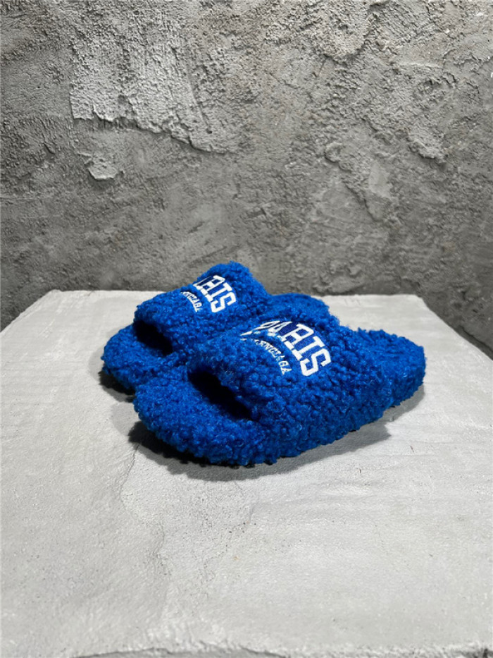 BLEN DESIGNER SLIPPERS