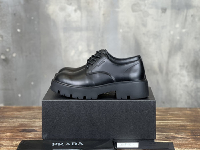 PRA designer sneaker