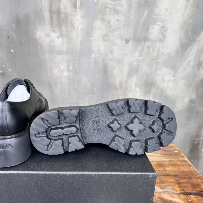 PRA designer sneaker