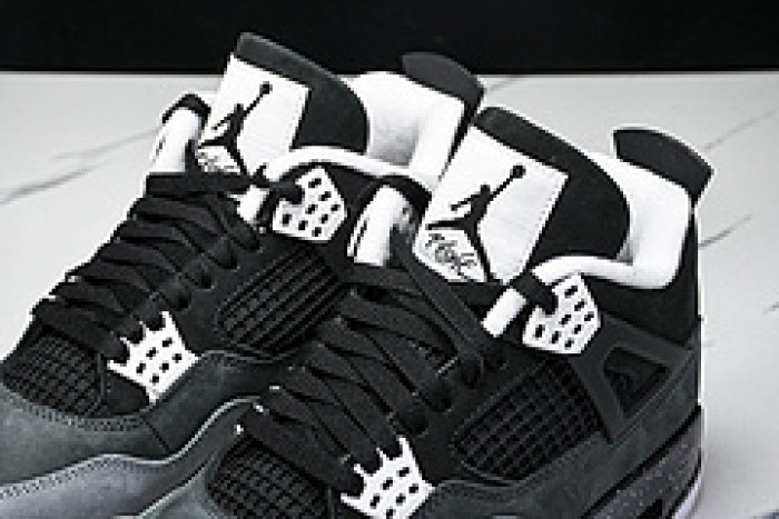 Air Jordan 4 Fear FQ8138-002