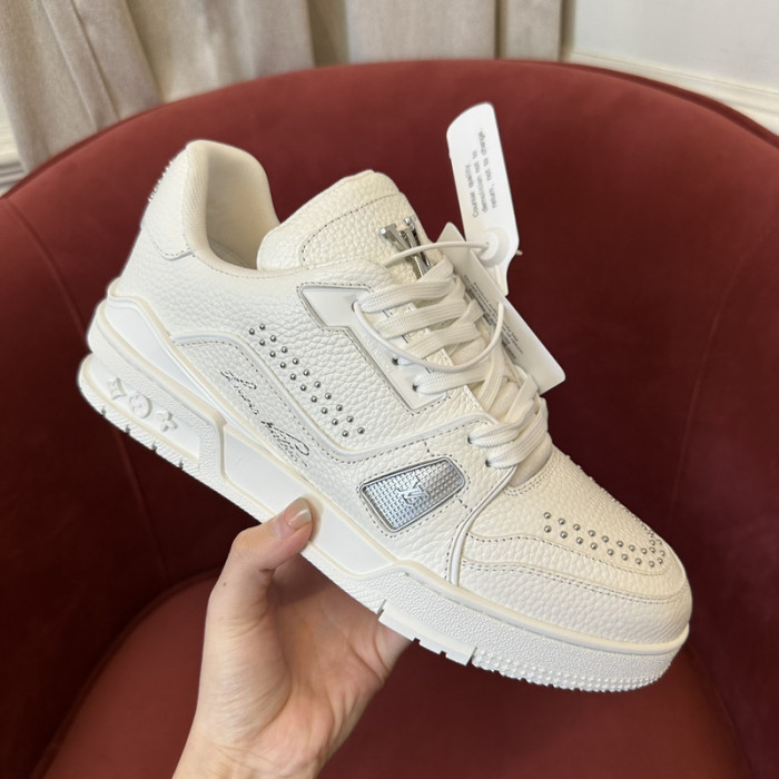L&V SNEAKERS