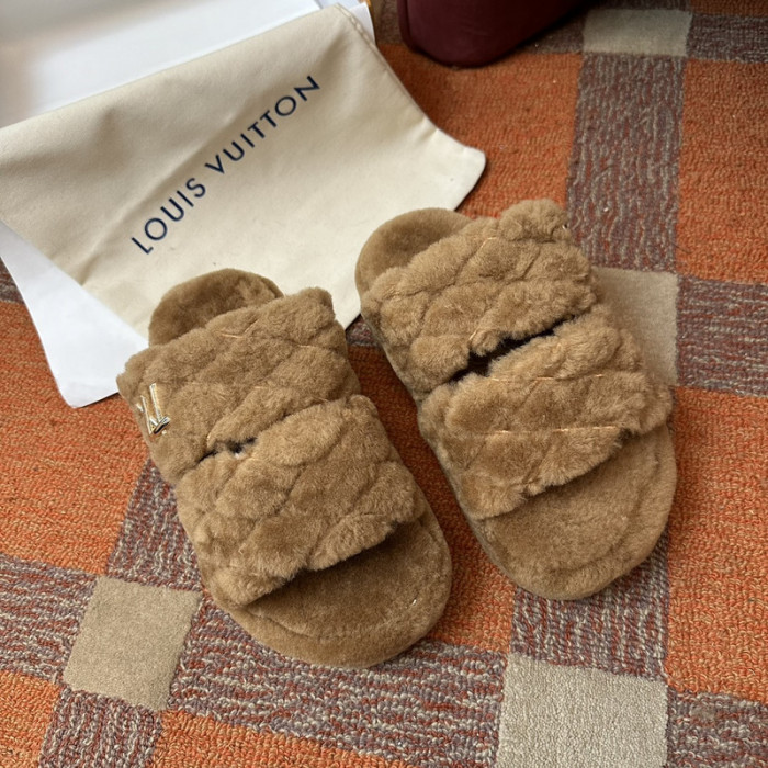 L&V SLIPPERS