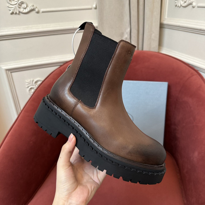 PRA designer sneaker