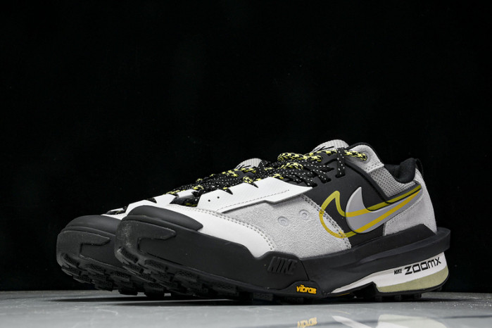 Sacai x Nike Zegamadome SP HQ8618 003