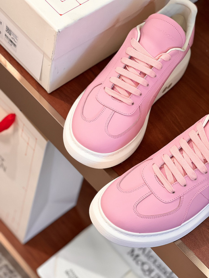 Alexander McQueen sneaker
