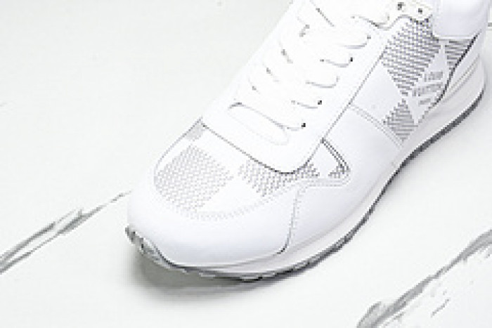 L&V SNEAKERS
