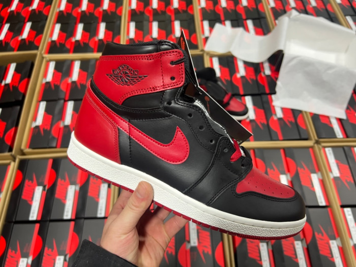 Air Jordan 1 High ’85 “Bred” Color: Black/Varsity Red-White HV6674-067