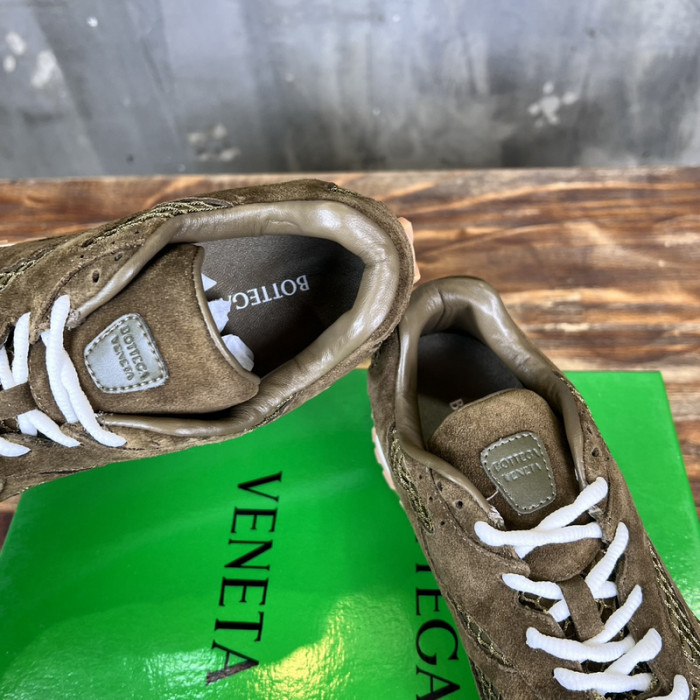 BOTTEGA VENETA SNEAKER