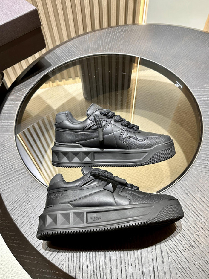 VALEN DESIGNER SNEAKERS