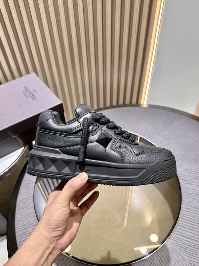 VALEN DESIGNER SNEAKERS