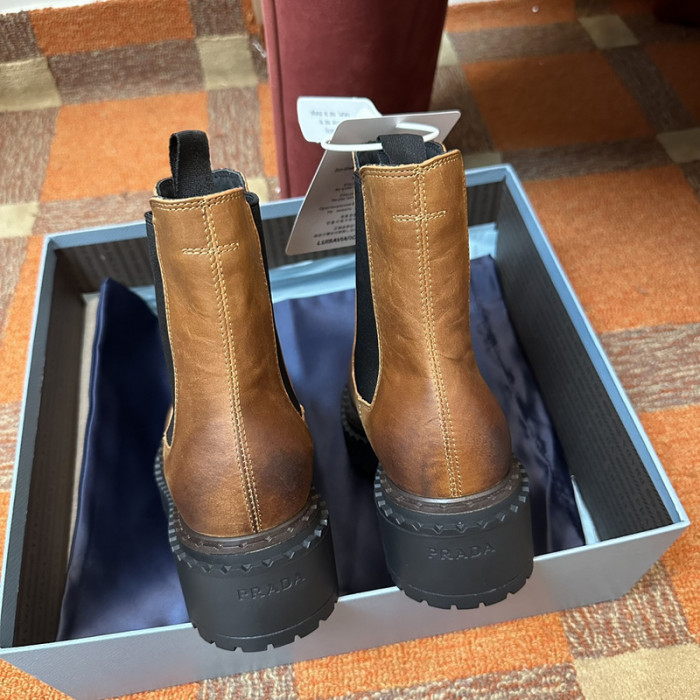 PRA designer sneaker