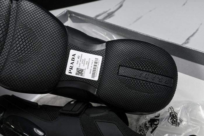 PRA designer sneaker